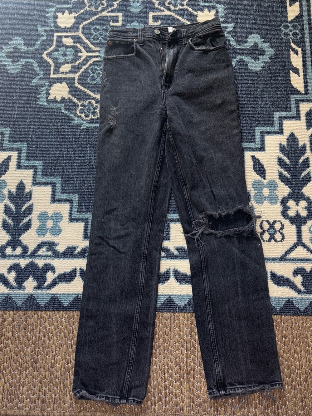 Abercrombie 90’s Straight-Leg ultra high rise Jeans